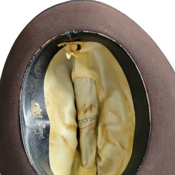 Stetson Vintage Fedora Style Brown Suede Hat with Red Feather Sz 6 7/8 - Picture 3 of 16